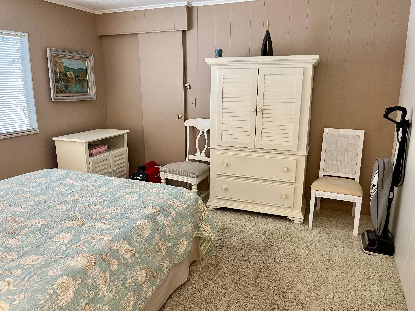 1268 S Indies Circle a Venice, FL Mobile or Manufactured Home for Sale